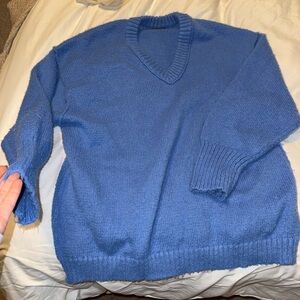 Wild Fable Women’s Deep Blue V-Neck Sweater